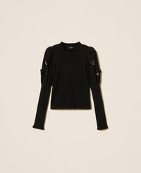  262AT3105 06 Twinset actitude 
