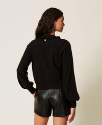  262AT3112 06 Twinset actitude 