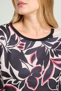  G078L008697N 33 Luisa Viola 
