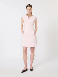  MSTGIUNTO2616221045 052 MaxMara capsule little black dress 