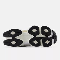 SNEAKERS - NEW BALANCE U9060WHT  New Balance 