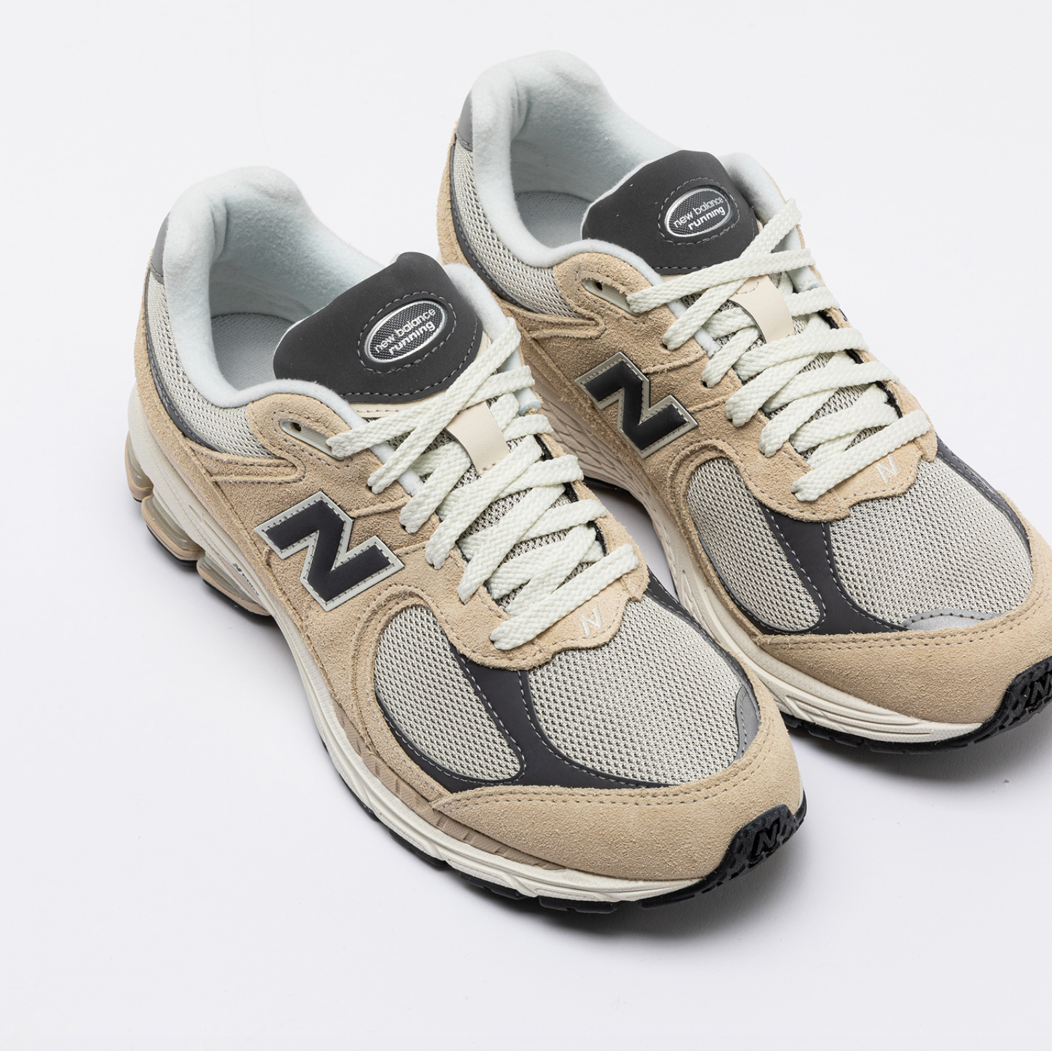 SNEAKERS - NEW BALANCE M2002RFA UN New Balance 