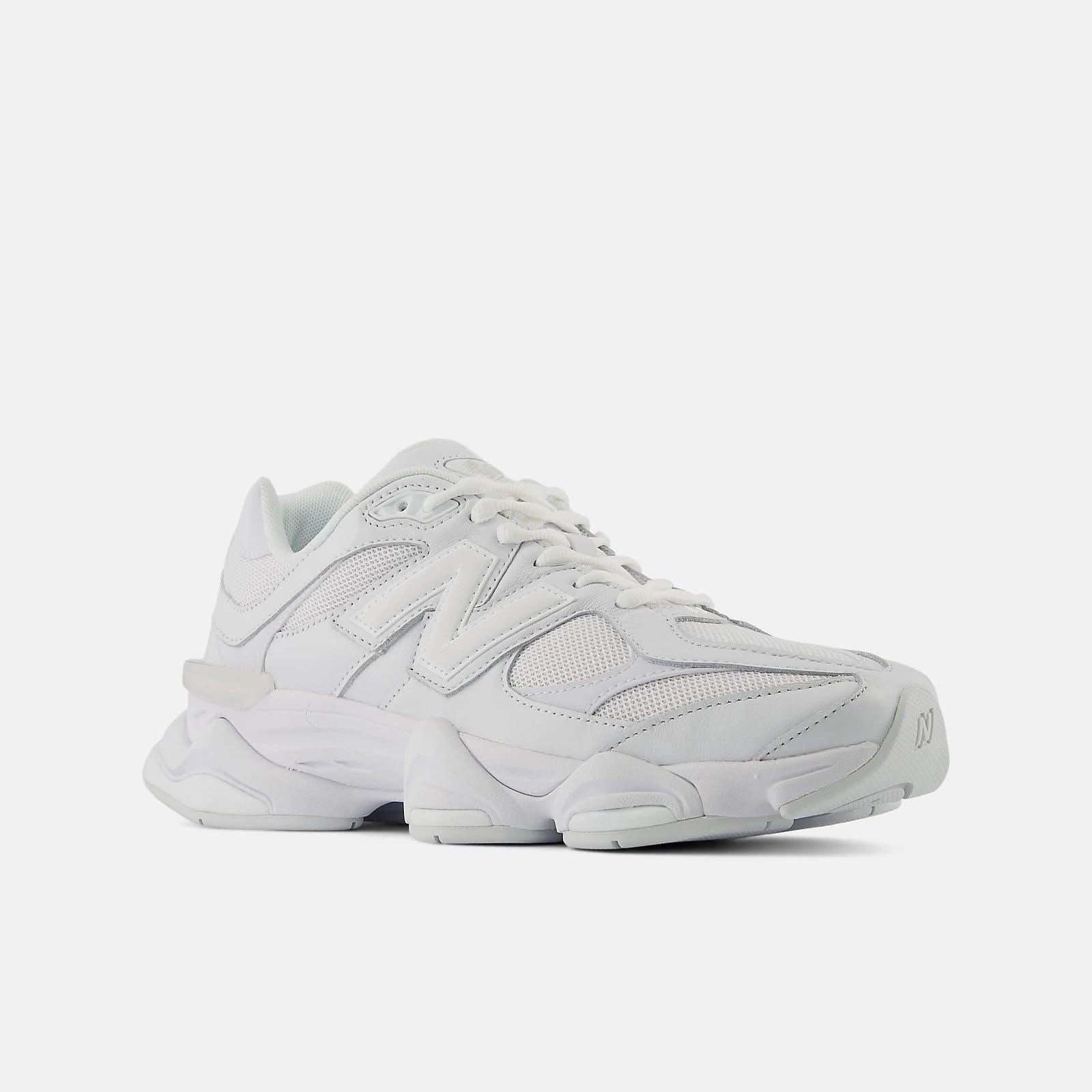 SNEAKERS - NEW BALANCE U9060NRJ  New Balance 