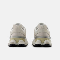 SNEAKERS - NEW BALANCE